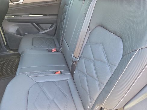 Certified 2026 Volkswagen Atlas Cross Sport SE AWD/4WD image 22