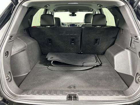 Used 2023 Chevrolet Equinox Premier image 27