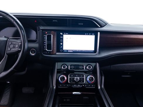 Used 2023 GMC Yukon Denali Ultimate AWD/4WD image 14