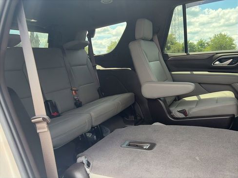 Used 2022 Chevrolet Tahoe LT RWD image 13