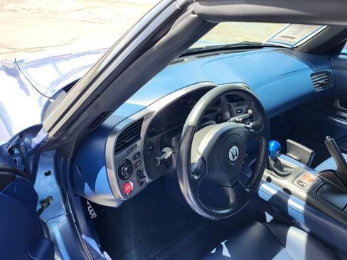 Used 2003 Honda S2000 image 10
