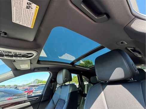 Used 2020 Porsche Macan AWD/4WD image 36