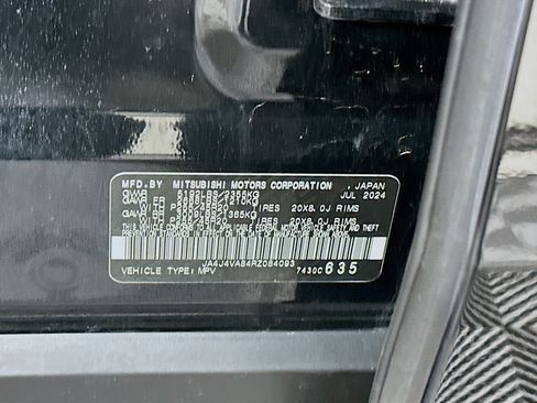 Used 2024 Mitsubishi Outlander SE AWD/4WD image 12