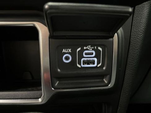 Used 2021 Jeep Wrangler Sport image 21