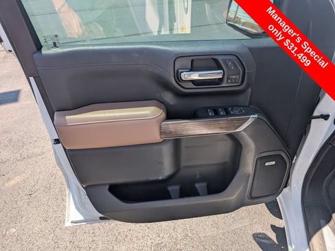 Used 2020 Chevrolet Silverado 1500 High Country w/ Technology Package AWD/4WD image 16