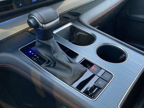 Certified 2024 Toyota Sienna XSE image 28