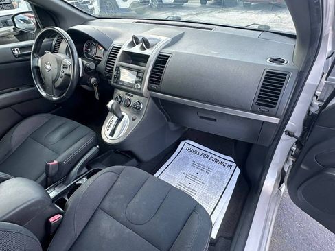 Used 2011 Nissan Sentra SE-R FWD image 13