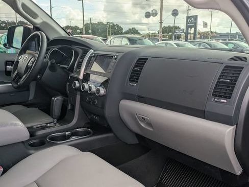 Used 2022 Toyota Sequoia Limited RWD image 29