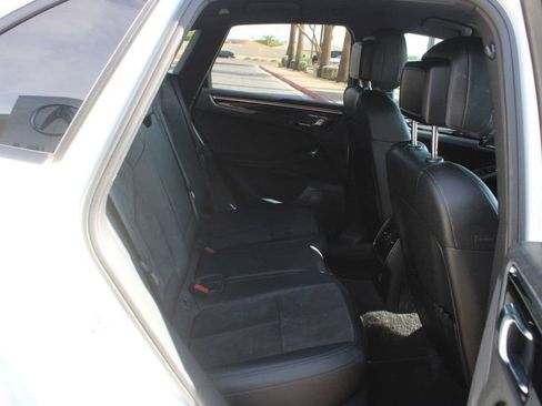Used 2017 Porsche Macan AWD/4WD image 14