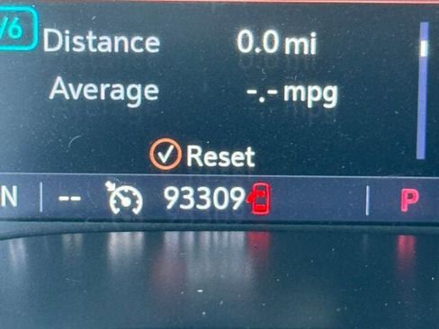 Used 2019 Chevrolet Colorado LT w/ LT Convenience Package image 31