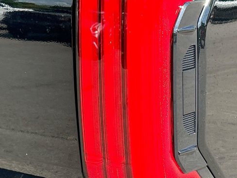 Used 2025 Toyota Tundra SR5 AWD/4WD image 11