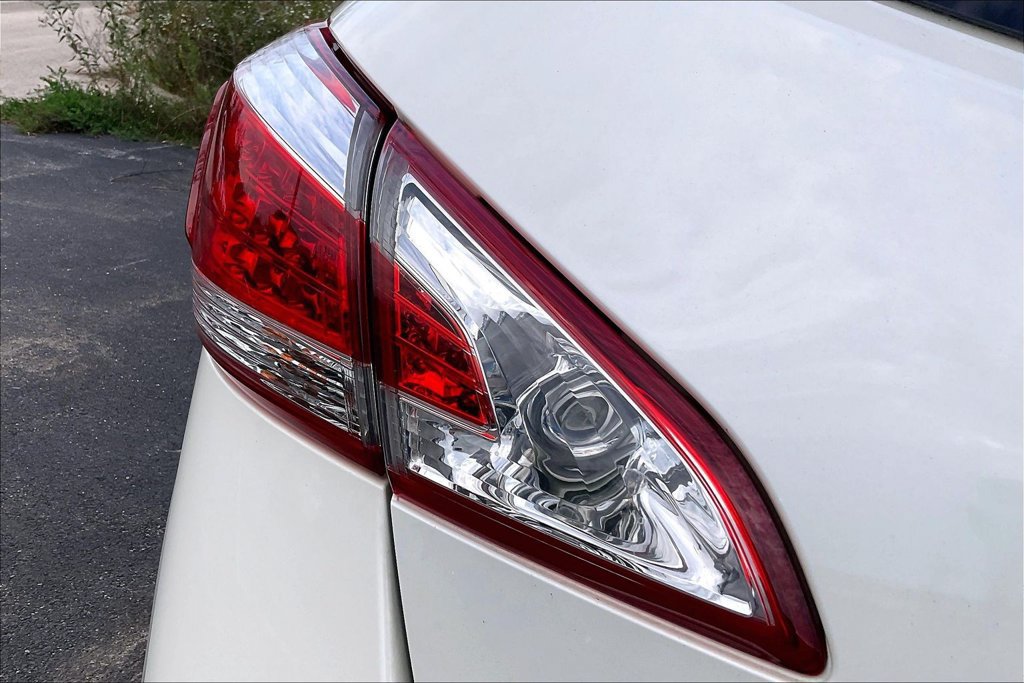 Used 2012 Nissan Murano LE w/ Platinum Pkg AWD/4WD image 31