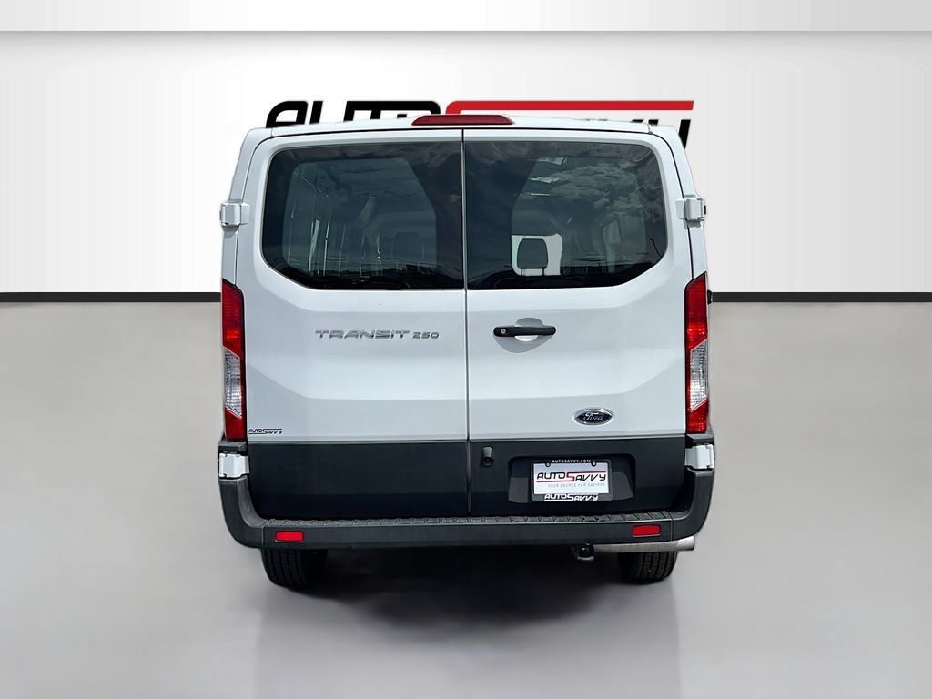 Used 2025 Ford Transit 250 Low Roof w/ Exterior Upgrade Package RWD image 6