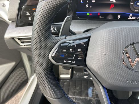 New 2026 Volkswagen Golf 2.0T image 20