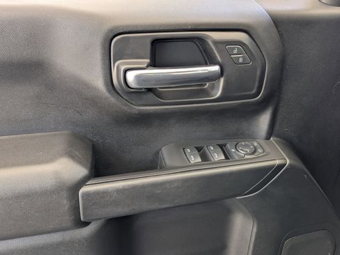Used 2021 Chevrolet Silverado 1500 Custom w/ Safety Confidence Package image 15