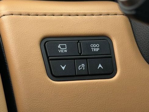 Used 2023 Lexus LX 600 4WD w/ Accessory Package (Z1) image 24