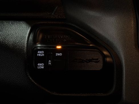 Used 2020 RAM 3500 Tradesman w/ Chrome Appearance Group image 29