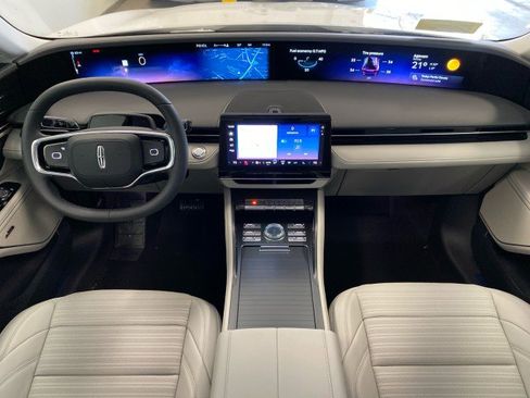 New 2026 Lincoln Nautilus Reserve image 10