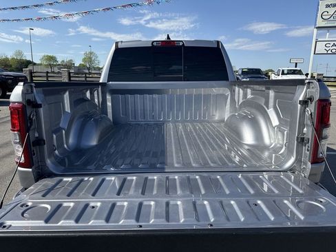 Used 2024 RAM 1500 Big Horn AWD/4WD image 17