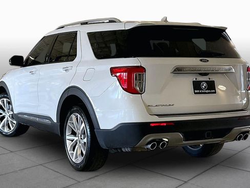 Used 2023 Ford Explorer Platinum w/ Technology Package AWD/4WD image 11