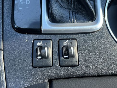 Used 2019 Toyota Highlander XLE image 12