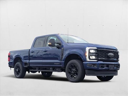 New 2026 Ford F250 Lariat w/ Black Appearance Package image 6