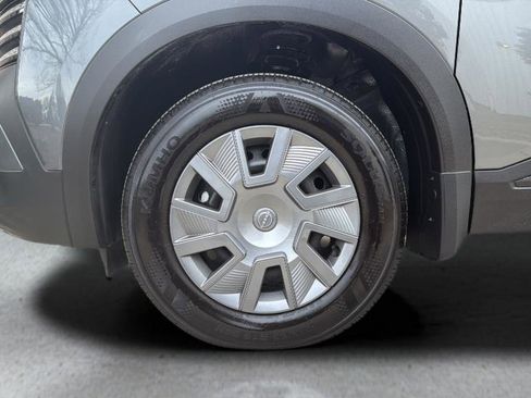 Certified 2025 Nissan Kicks S image 25