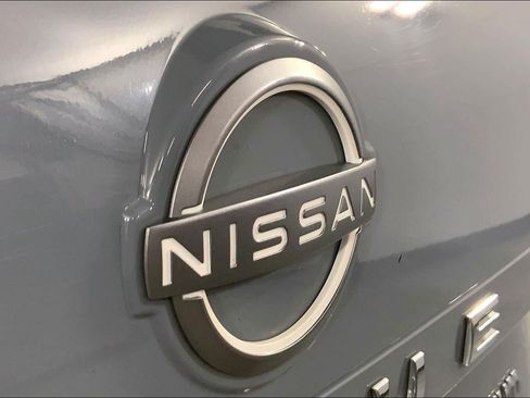 Used 2023 Nissan Rogue Platinum AWD/4WD image 30
