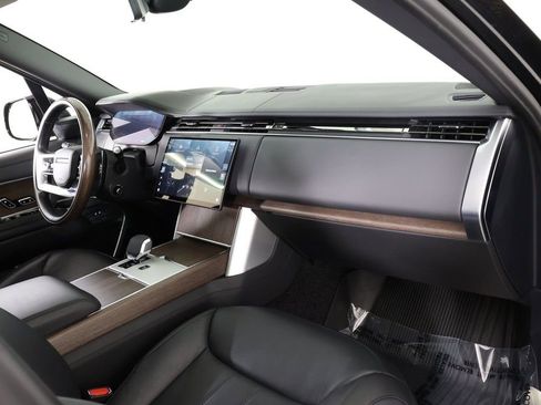Used 2025 Land Rover Range Rover Autobiography AWD/4WD image 36
