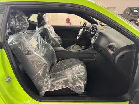 Used 2023 Dodge Challenger SRT Hellcat RWD image 40
