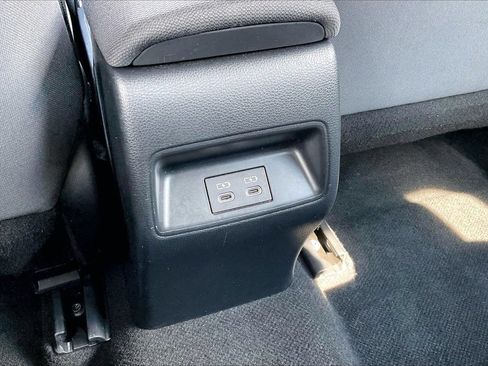 Used 2024 Toyota Corolla LE FWD image 16