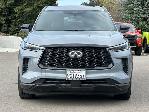 Certified 2025 INFINITI QX60 Luxe w/ Black Edition image 9