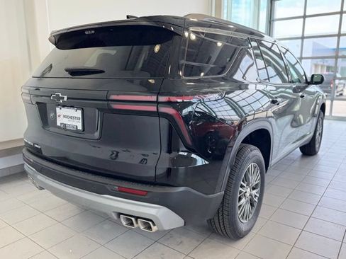 New 2026 Chevrolet Traverse LT w/ Driver Confidence Package AWD/4WD image 36