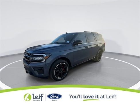 Used 2023 Ford Expedition Limited image 4