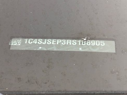 Used 2024 Jeep Grand Wagoneer L 4WD image 44