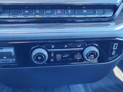 Used 2025 Chevrolet Silverado 1500 LT w/ Protection Package image 37