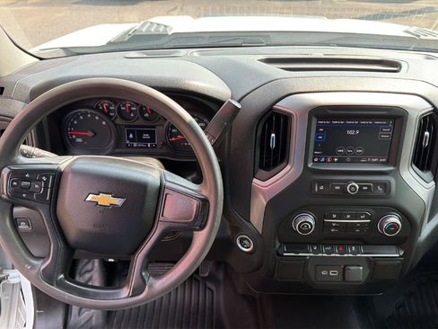 Used 2024 Chevrolet Silverado 2500 W/T w/ WT Convenience Package AWD/4WD image 11