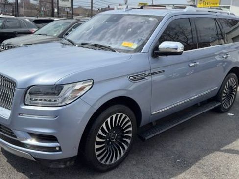 Used 2019 Lincoln Navigator Black Label AWD/4WD image 1