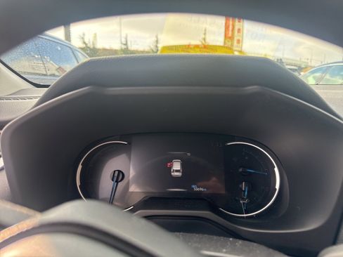 Used 2025 Toyota RAV4 LE image 12