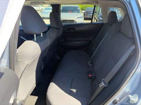 Used 2023 Toyota Corolla Cross LE w/ Moonroof Package AWD/4WD image 14