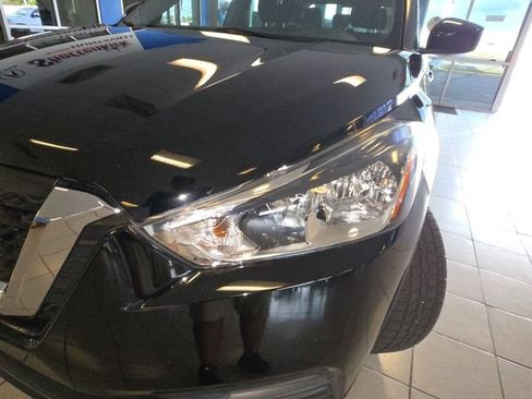Used 2019 Nissan Kicks SV w/ Exterior Package FWD image 25