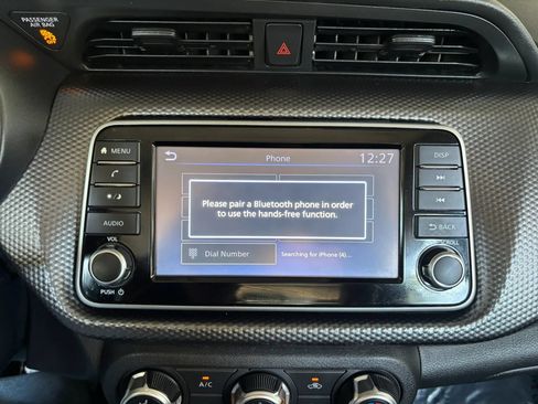 Used 2020 Nissan Kicks S FWD image 27