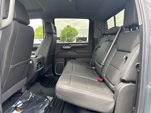 New 2026 Chevrolet Silverado 2500 LTZ w/ LTZ Convenience Package AWD/4WD image 15