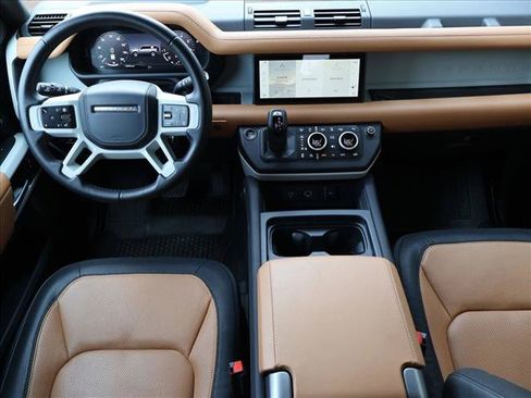 Used 2024 Land Rover Defender 110 X-Dynamic SE AWD/4WD image 23