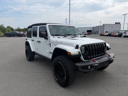 Used 2023 Jeep Wrangler Unlimited Rubicon AWD/4WD image 7