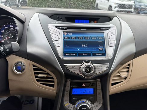 Used 2013 Hyundai Elantra Limited w/ Technology Pkg image 11