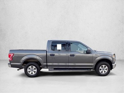 Used 2016 Ford F150 XLT AWD/4WD image 5