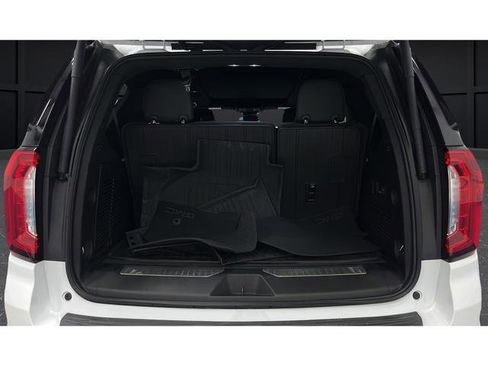 Used 2023 GMC Yukon Denali AWD/4WD image 26
