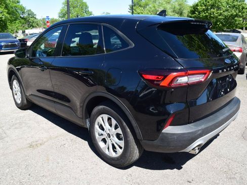 Used 2025 Ford Escape Active FWD image 8