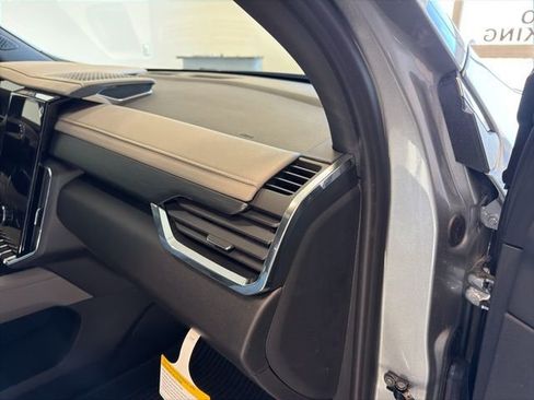 New 2026 GMC Acadia Elevation w/ Elevation Premium Package image 29